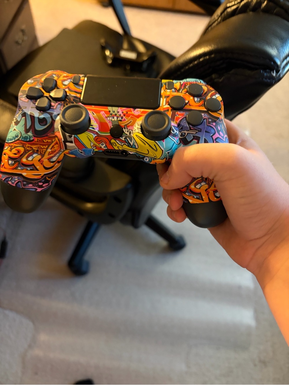 PS4 with controllers Custom Graffiti Wireless Game Controller - Multicolor